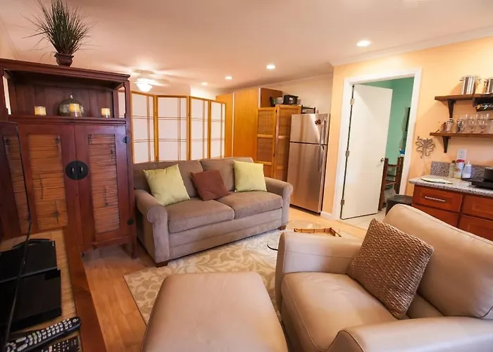 Laie Hawaii Studio